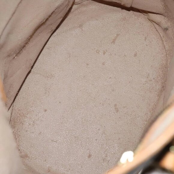 LOUIS VUITTON Monogram Bucket GM Shoulder Bag - Picture 11 of 16